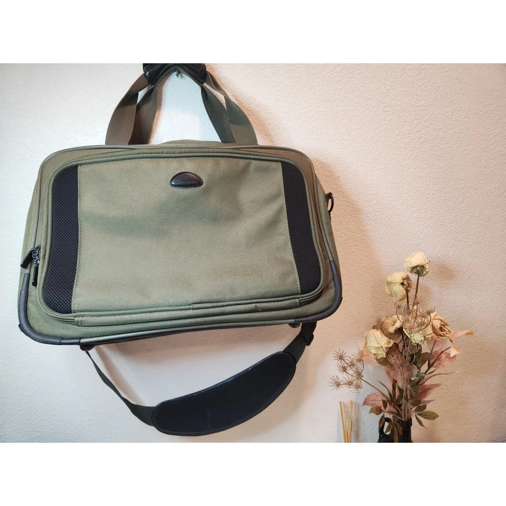 Samsonite Olive Green Travel Duffel Bag Carry-On Shoulder Strap Organizer‎